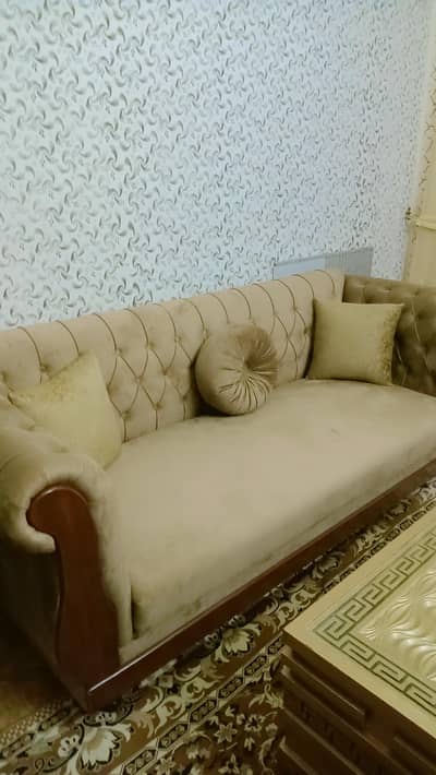 5 seater sofa without table
