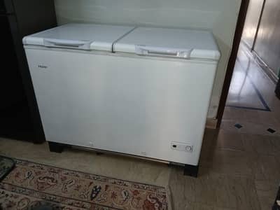 Haier fridge and freezer 2 door.