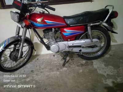 Honda 125 for sale 9/10 model Bio matric available+03270344219