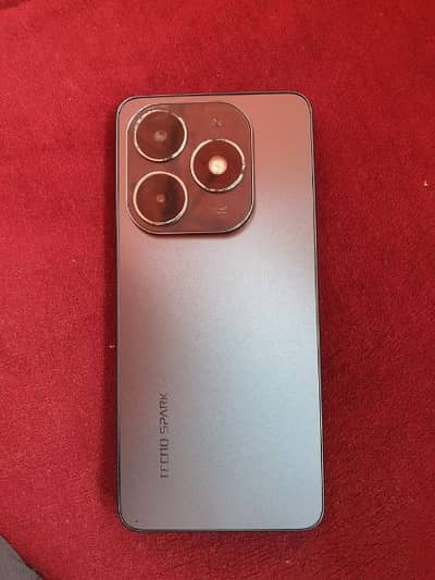 Tecno Spark 20. . . . . .  16gb 256gb