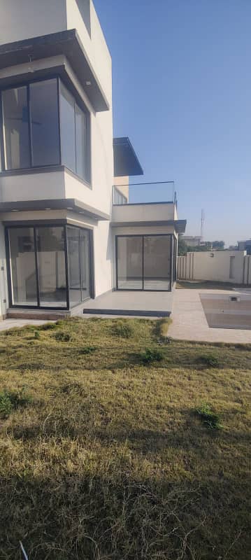 1 KANAL DOUBLE UNIT NEW HOUSE FOR SALE