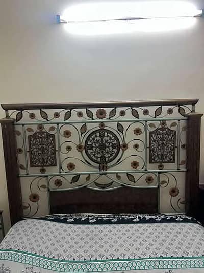 IRON heavy bed