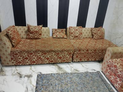 Perfect for Gatherings – Large 8-Seater Sofa