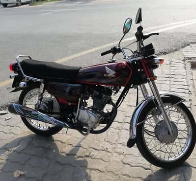 Honda CG125 New condition engine seal packed  Percent