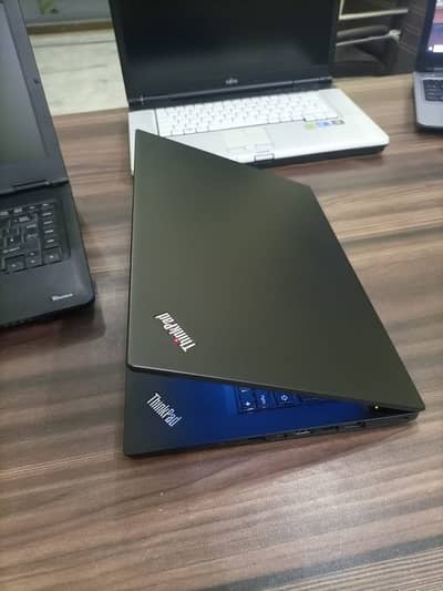 Lenovo Thinkpad T460s Core i5 6th Gen 8GB Ram 128GB SSD