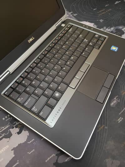 Dell Latitude E6330 Core i7-3rd Gen 8GB Ram 320GB HDD 13.3 Inch Displ