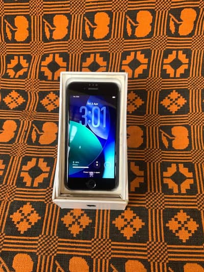 APPLE IPHONE SE 3rd GENERATION water pack.