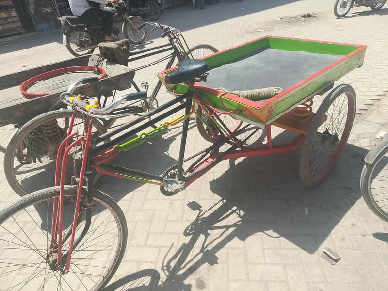 سائکل لو سامان اٹھائو پٹرول کا ٹینشن فری 1