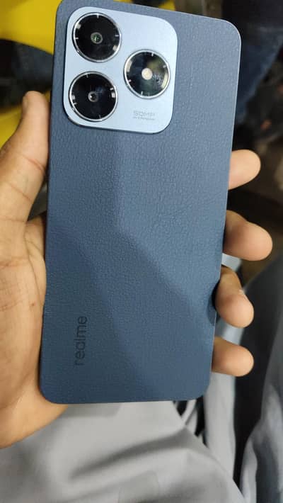 realme c63