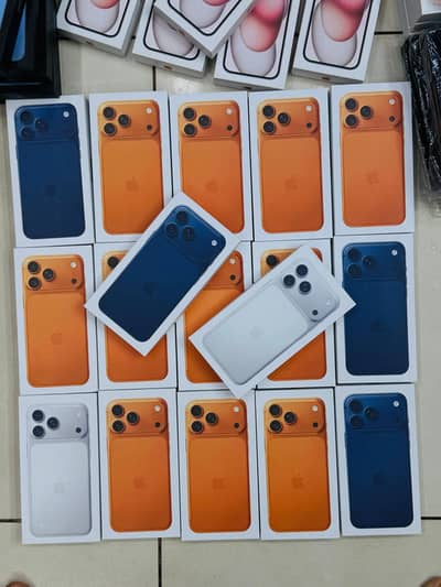 iPhone 13 / 14 / 15 / 16 / 17 Available Box Pack | Mobi Mart. pk