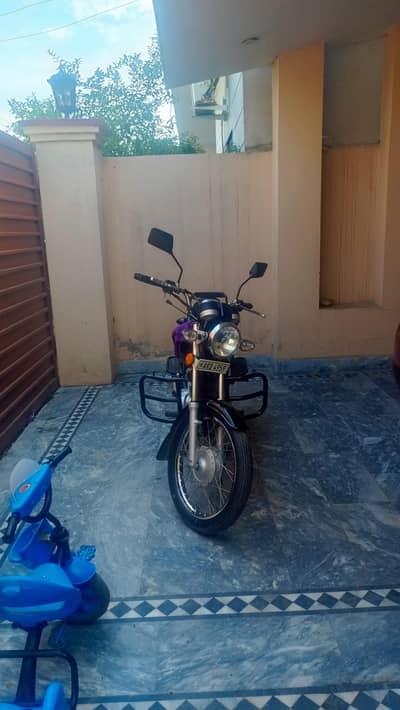 suzuki gs 150 2023 model