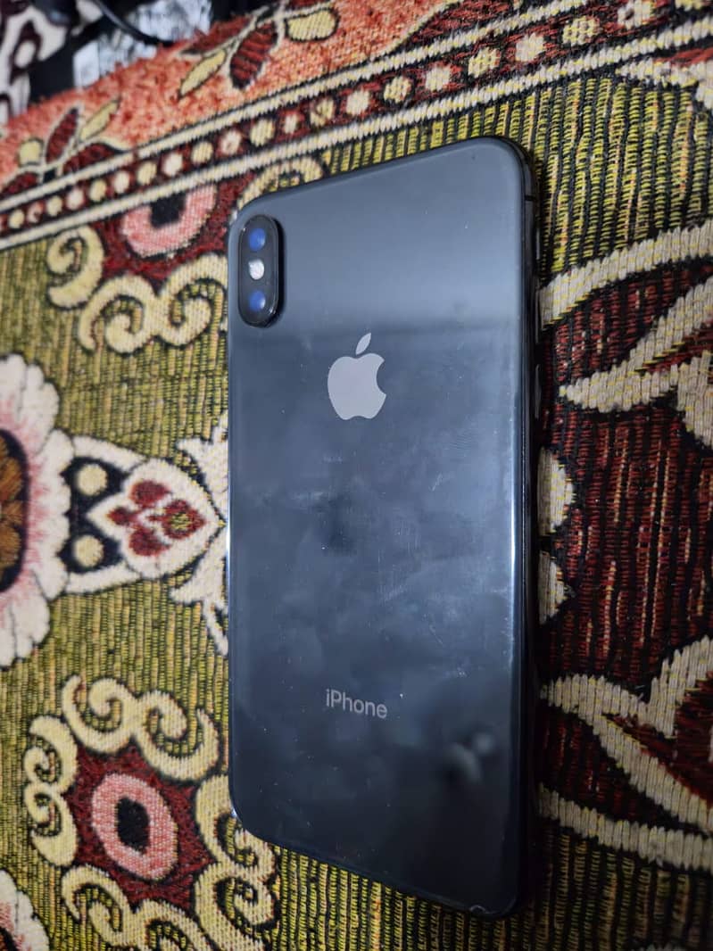 Apple iPhone X 3
