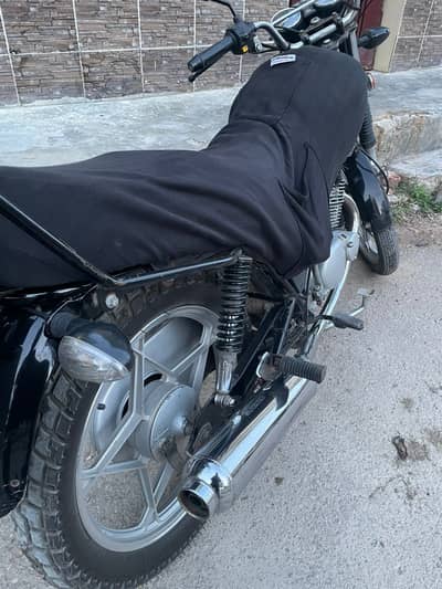 Suzuki GS 150 SE 2021