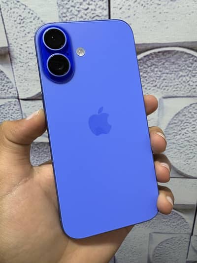 iphone 16 water pack