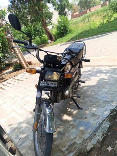 CD 70 2025 MODEL BLACK