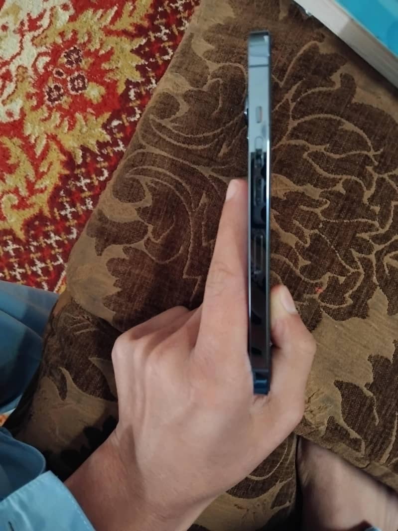 iphone 13 pro sim lock 4