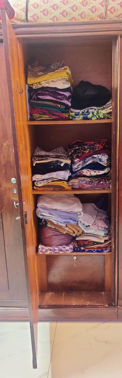 wooden one door wardrobe