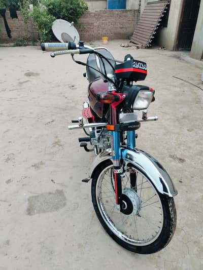 Honda CD 70 for sale