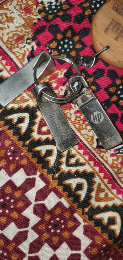 3 usb 16 gb usb  all ok