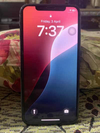 Iphone Xs- White 256 Gb Factory Unlocked - Water pack