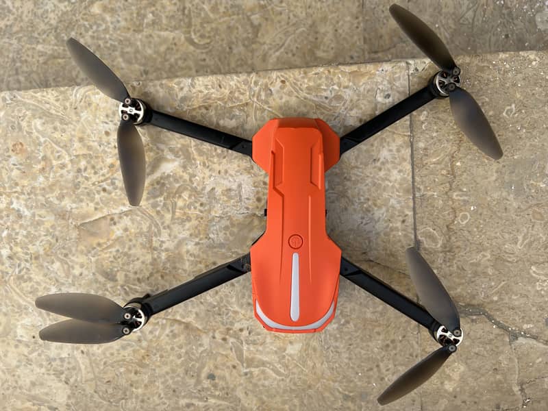 RG 100 double camera drone 1