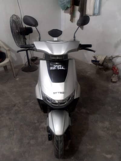 Metro T9 Pro (YADEA) in good condition