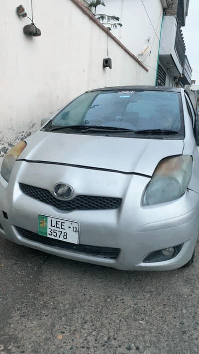 Toyyota Vitz 7/12 For Sale