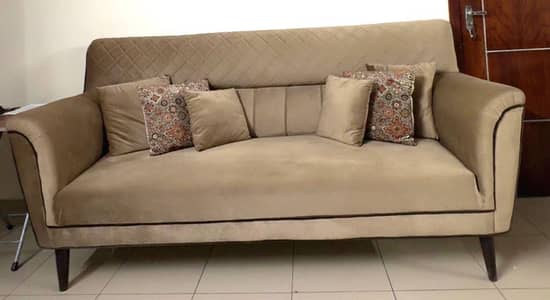 Stylish 7-Seater Sofa Set for Sale