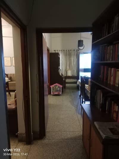 7.5 marla apartment for sale in faisal town block A ( 0rignal picture )