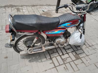 bike all ok ha koi b Kam nhe hona Wala engine b good ha