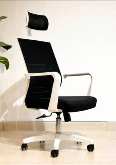 Ergonomic office chair / Computer chair / Gaming chair / Boss chair