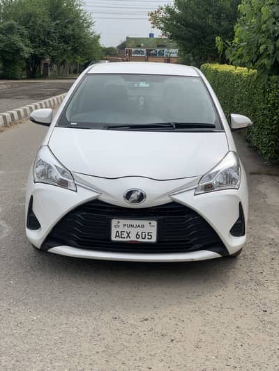 Toyota Vitz F 1.0