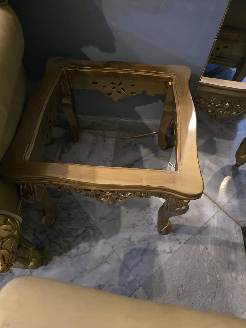 Premium 6 seater Sofa Set (10/10)  + Centre and Side Tables 3