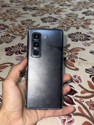 Infinix hot 50 pro plus 8/256 read ad