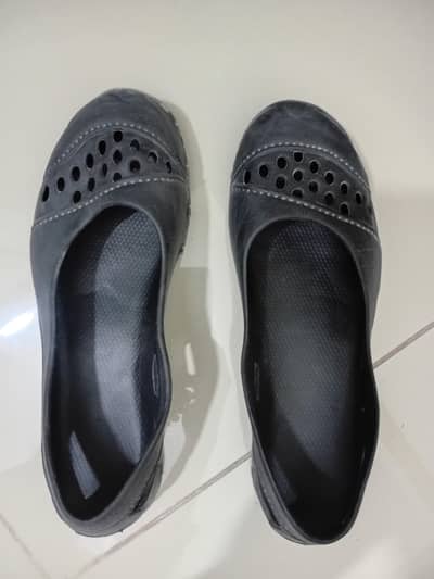 women's rubber pump shoes