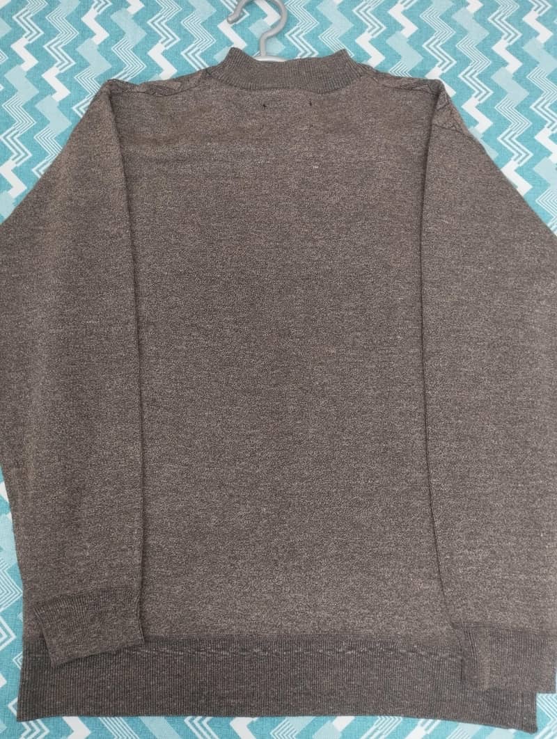 Sweater 1