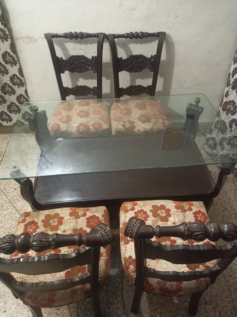 dining table and comp tble 0