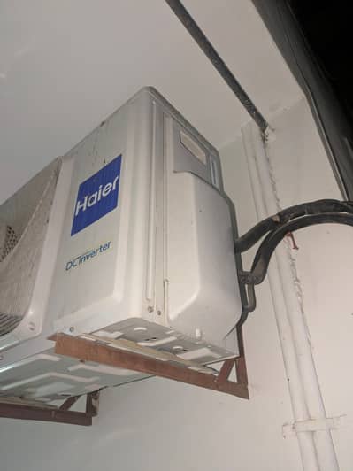 hair 1.5 ton inverter AC.