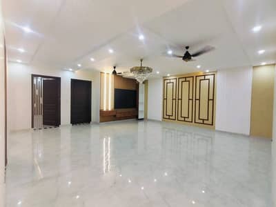 8 Marla Non Furnished Upper Portion For Rent In Bahria Town ahore