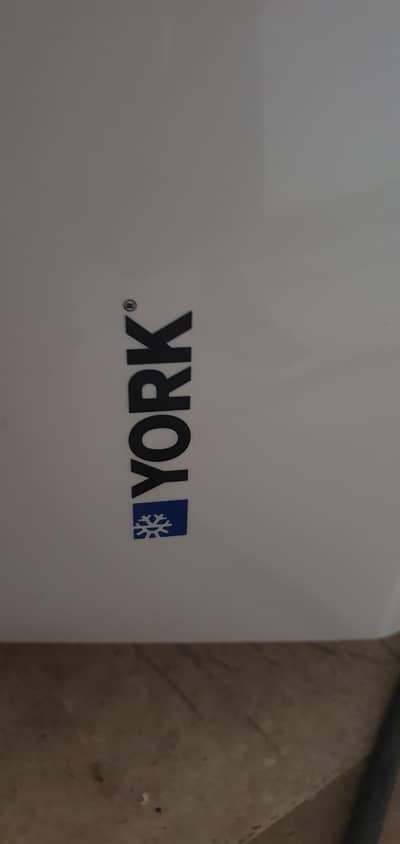 YORK, SPLIT AC WORLD'S NO. 1 AC 1 TON