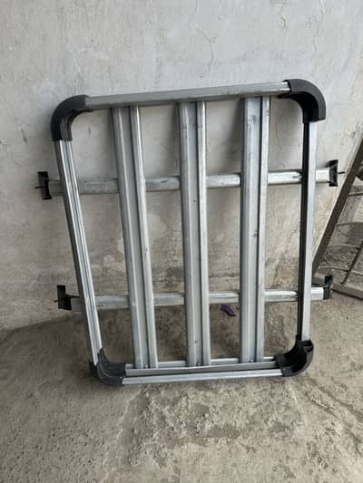 Roof carrier universal