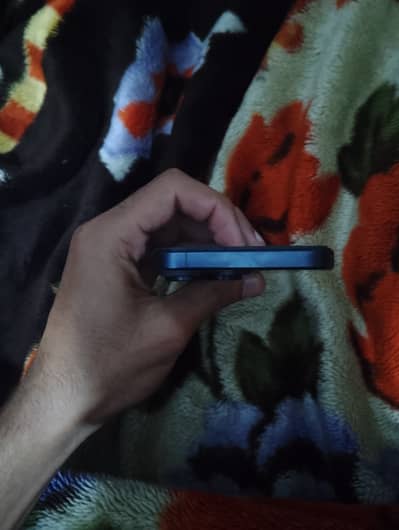 iPhone 15 pro max jv