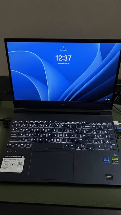 Hp victus 15 RTX 4060 gaming laptop