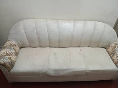 3 seater 2 seater 2 PCs. . Total 7 seater condition 10/7