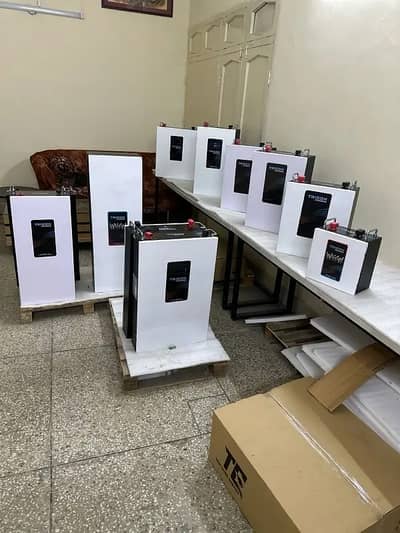 High quality Lithium Batteries Available 12V - 24V - 48V