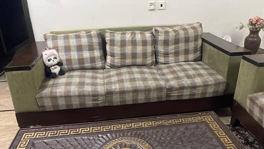 I am Selling my Sofa set 6 sitter