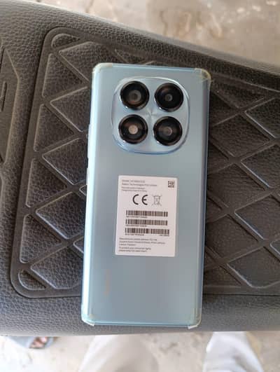 Redmi note 14 pro.      8.256