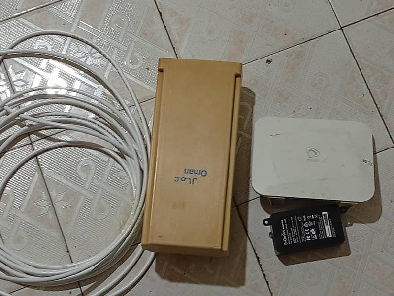 aurora 02 outdoor 4G 5G SIMS ROUTER - Networking - 1112904579