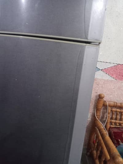 dowlance Refrigerator full size excellent condition
