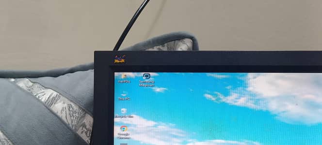 Dell Latitude 3340 Core i3 + ViewSonic 17 LCD 75 hz / Full desktop